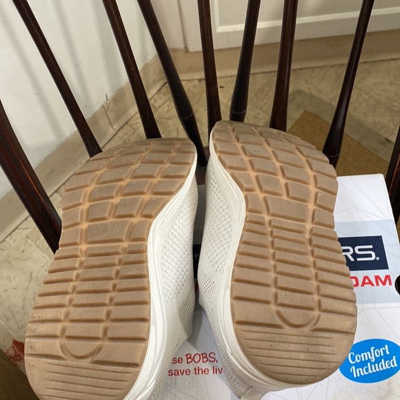 Bob’s Sport Skechers Sparrow 2.0 EUC - Picture 3 of 5